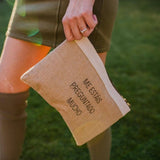 bolso clutch de yute natural personalizable con una frase